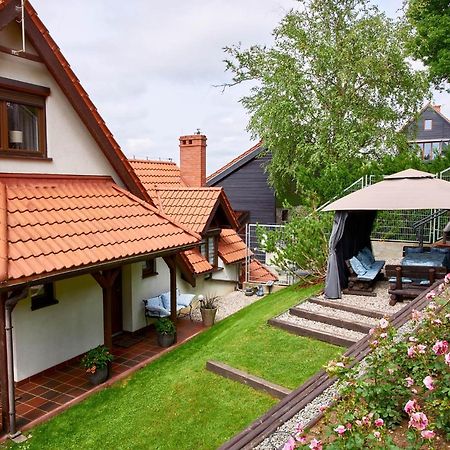 Willa Nad Jeziorem Mikołajki Exteriör bild